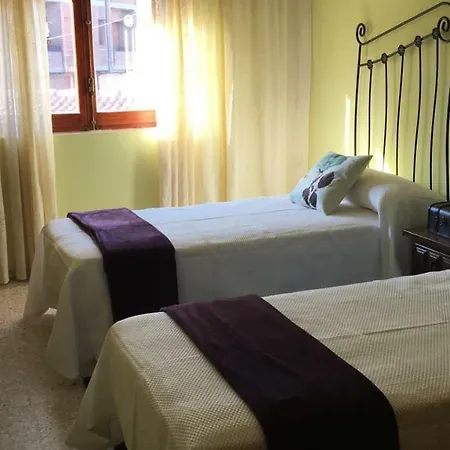 Vivienda Uso Turistico Atalaya * El Burgo De Osma